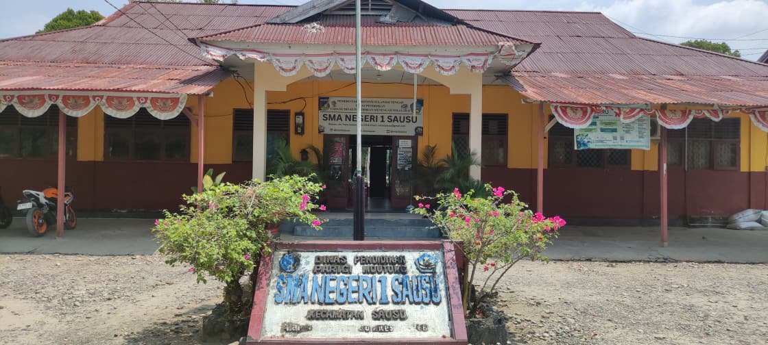 Gedung SMAN 1 SAUSU
