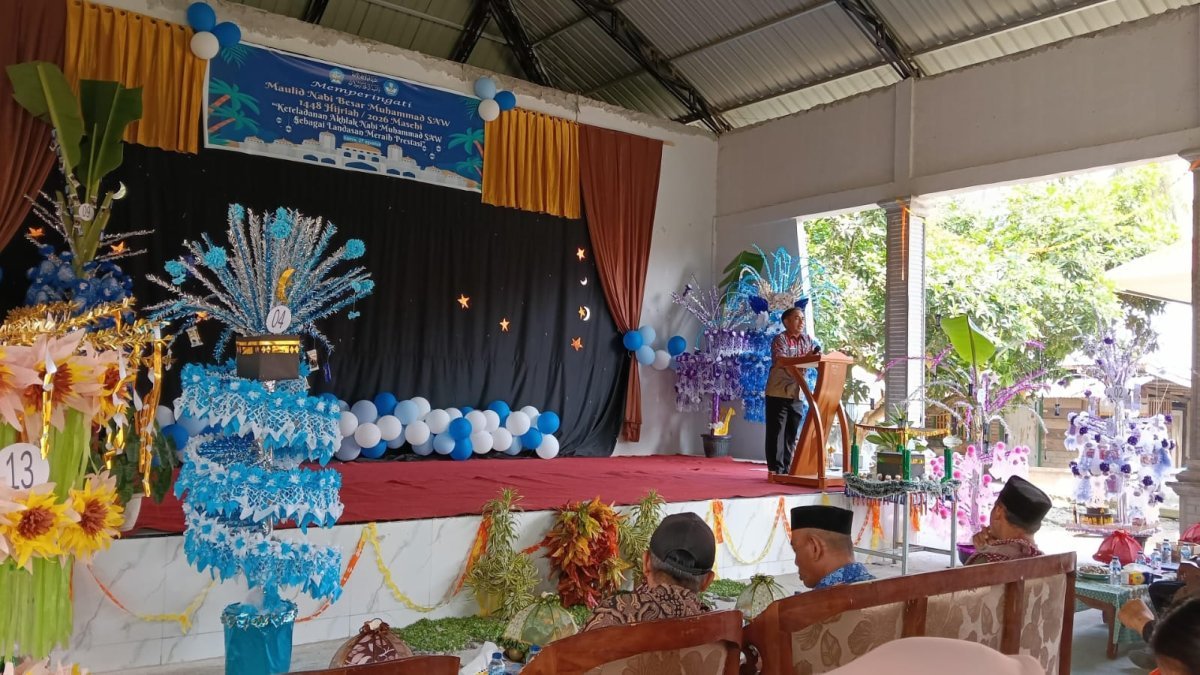 KEGIATAN MAULID NABI DI SMAN 1 SAUSU