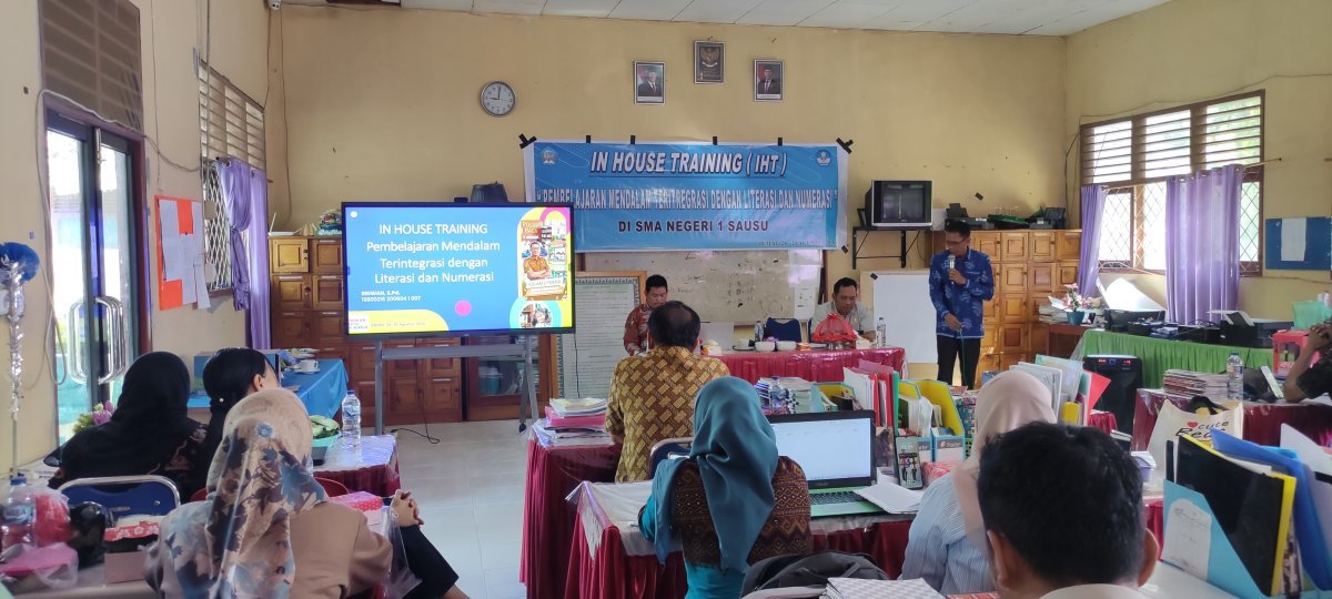 Kegiatan IHT Pembelajaran Mendalam Terintegrasi dengan Literasi dan Numerasi